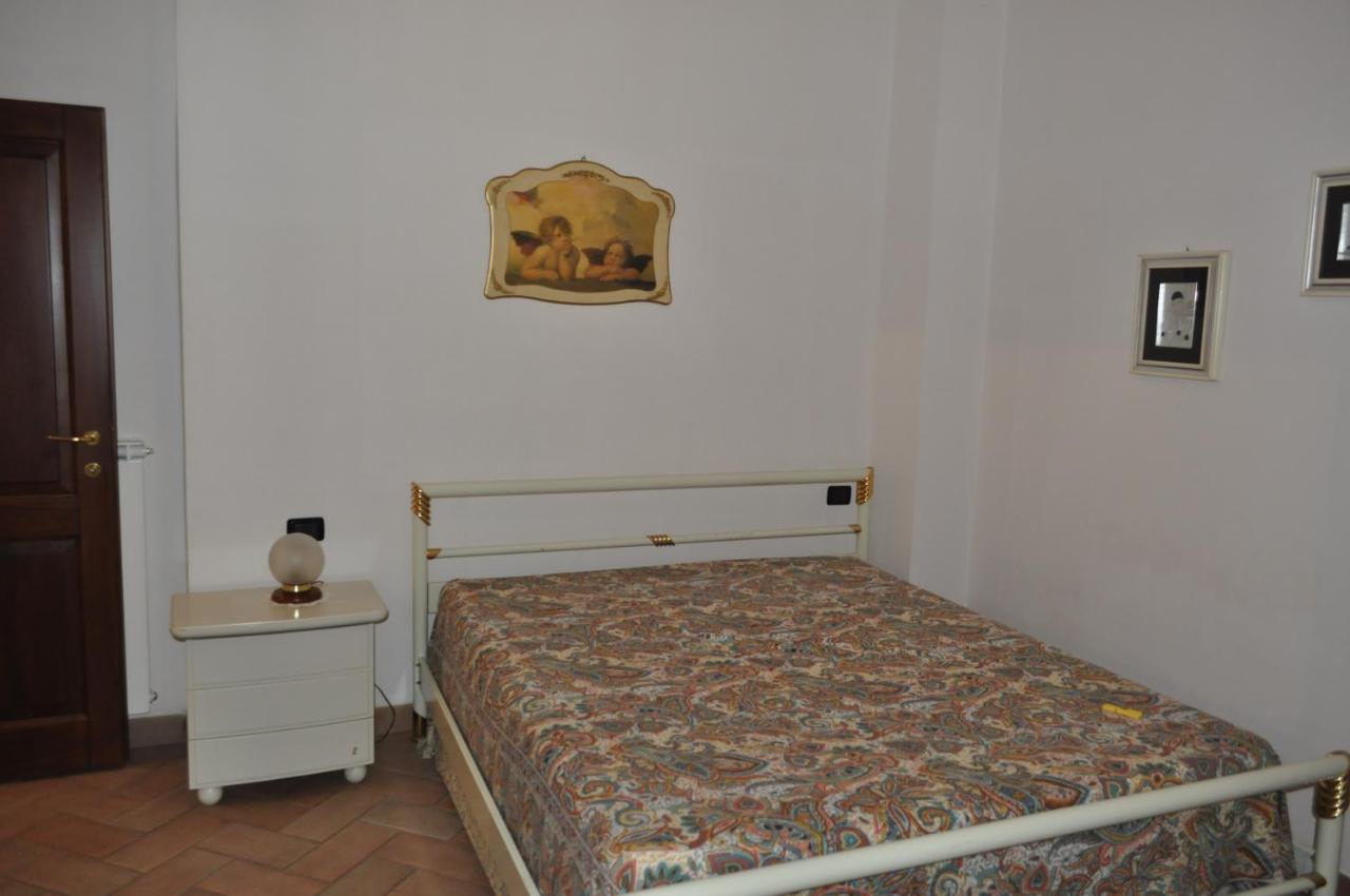 Апартаменти Casa Valentina Ночера-Умбра Екстер'єр фото
